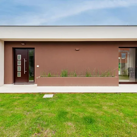 Vikendica Echo Villa- Istra- Pool Jacuzzi- Bbq- Haustierfreundlich By Interhome Segotici
